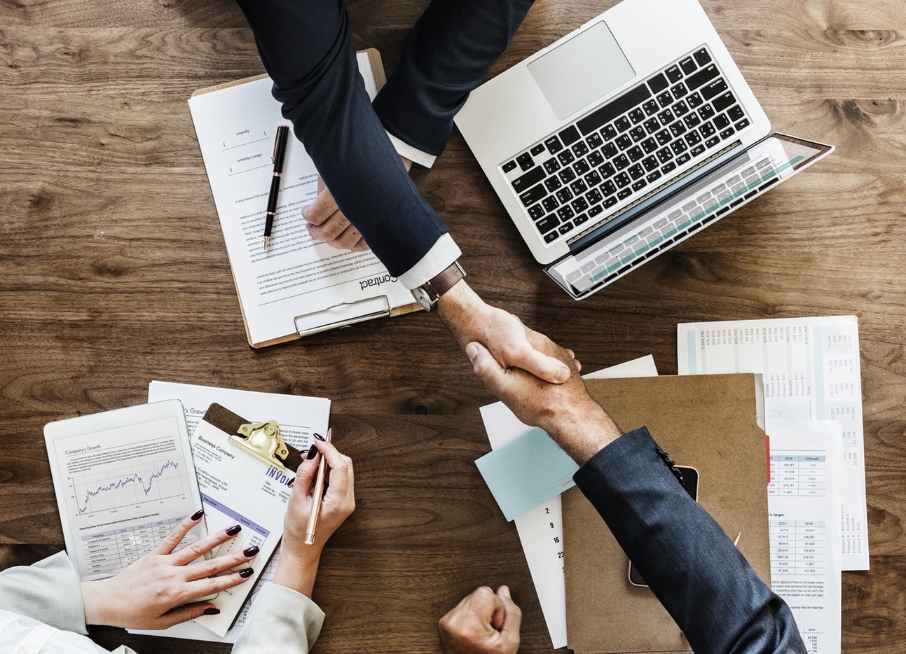 What’s The Advantage of Hiring A Migration Agent?